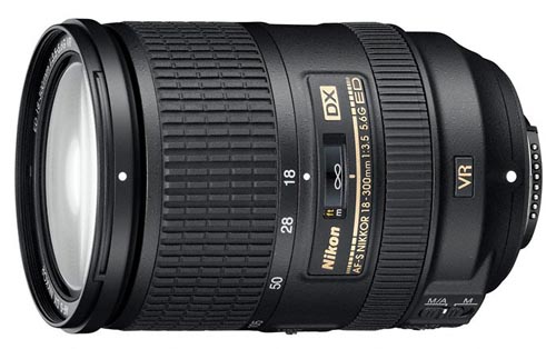 DXNikkor18-300mm.jpg