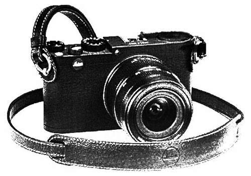 LeicaXVarioType107_wstrap.jpg