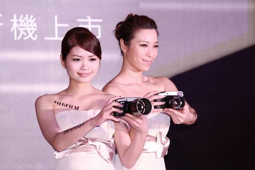 X-pro1silver2.jpg
