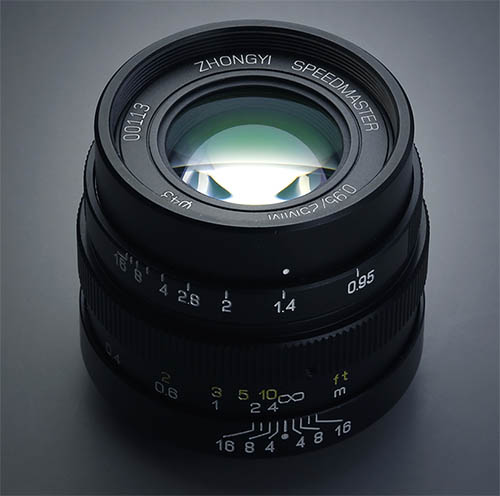 sppedmaster_25mmf095_001.jpg