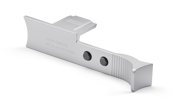 LeicaQ3_accessory_Thumb_support_Q3_silver_005.jpg