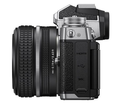 Nikon_Zfc_of_025.jpg