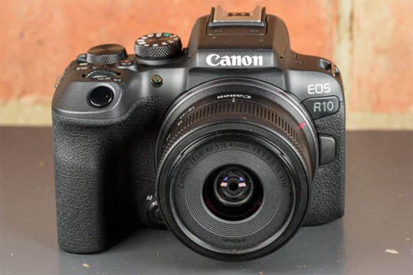 eos_R10_ap_001.jpg