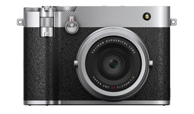 fujifilm_GFX100RF_of_102.jpg